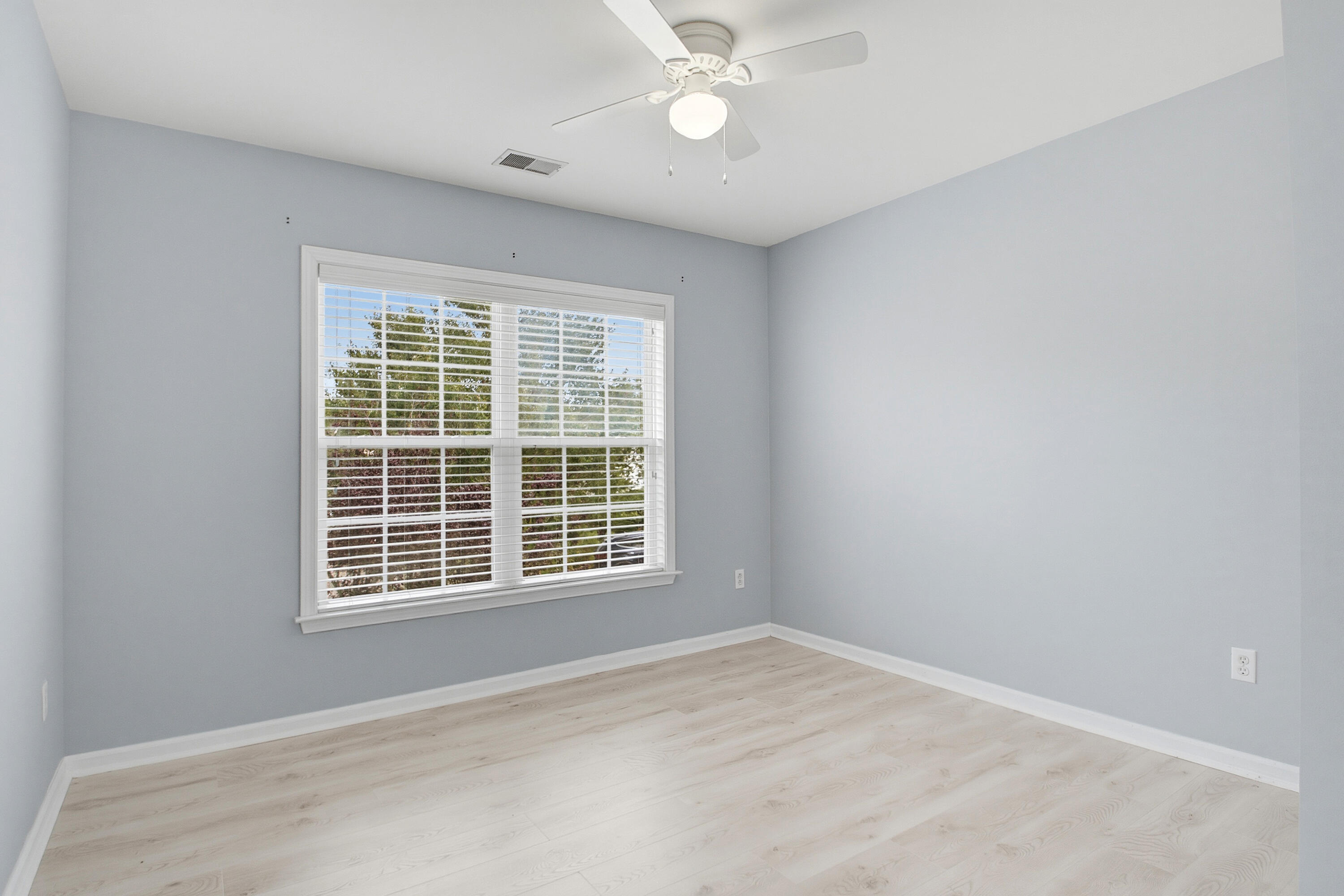 1507 Marsh Reed Court Hanahan, SC 29410 - Photo 38 of 58 1507 (36)