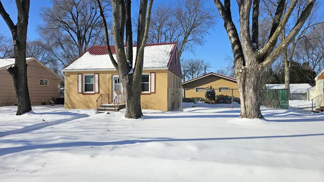 $229,900 | 333 28th Avenue North, St. Cloud, MN 56303