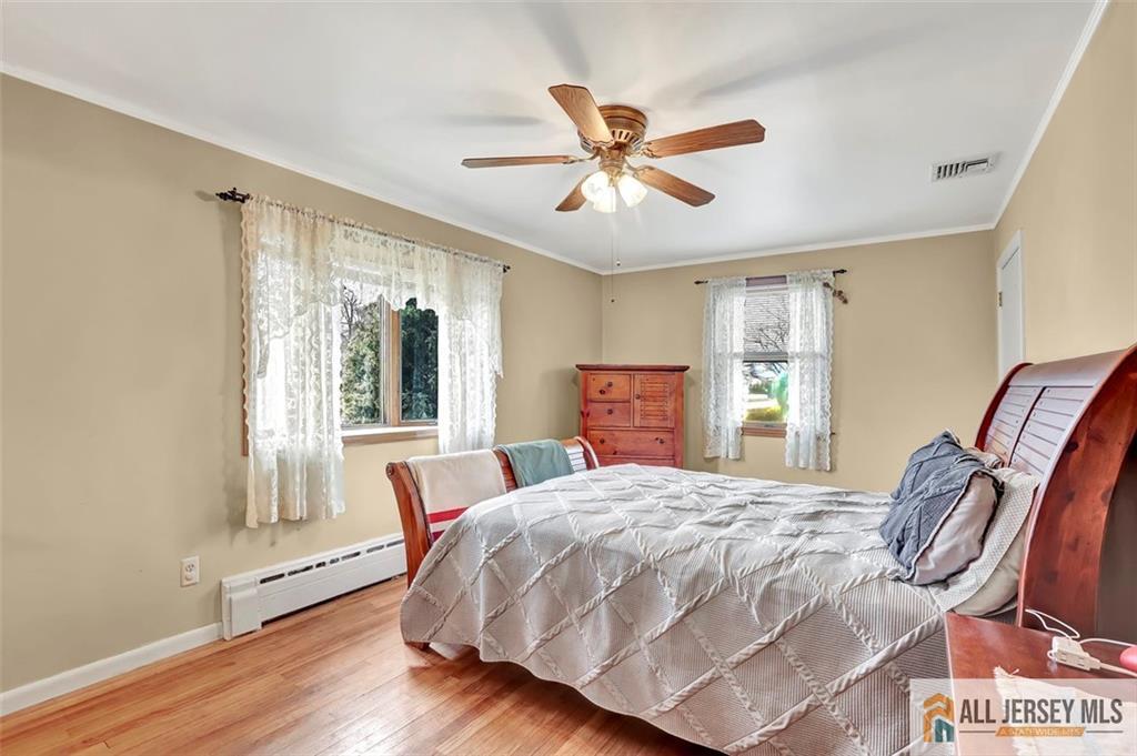 206 Georges Road Dayton, NJ 08810 - Photo 20 of 30 Gallery Image 20