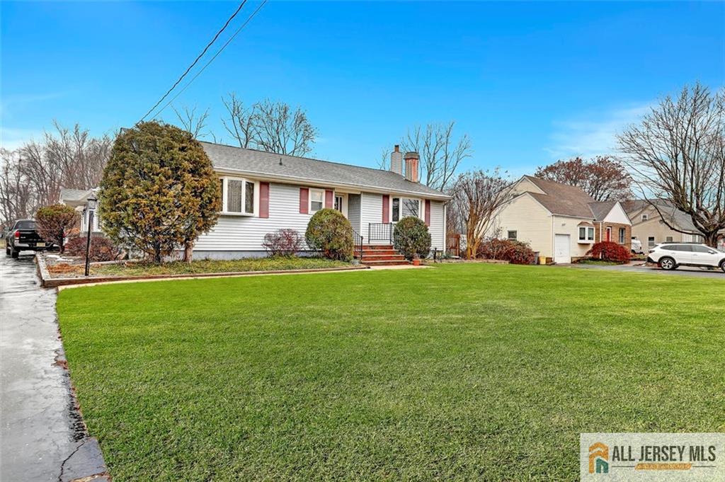 206 Georges Road Dayton, NJ 08810 - Photo 3 of 30 Gallery Image 3