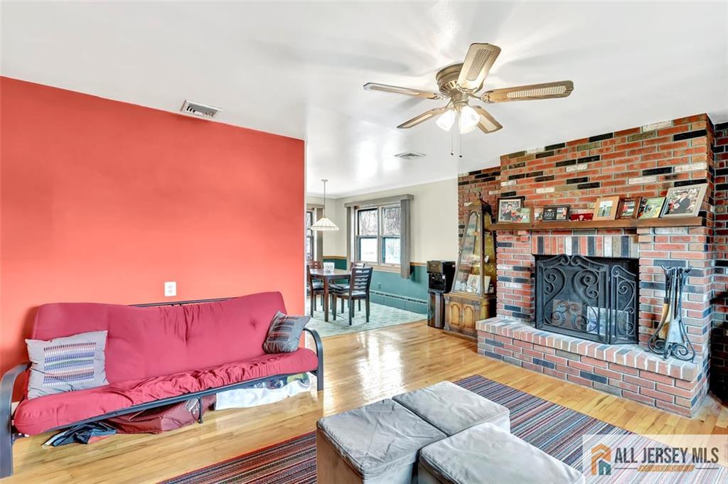 206 Georges Road Dayton, NJ 08810 - Photo 8 of 30 Gallery Image 8