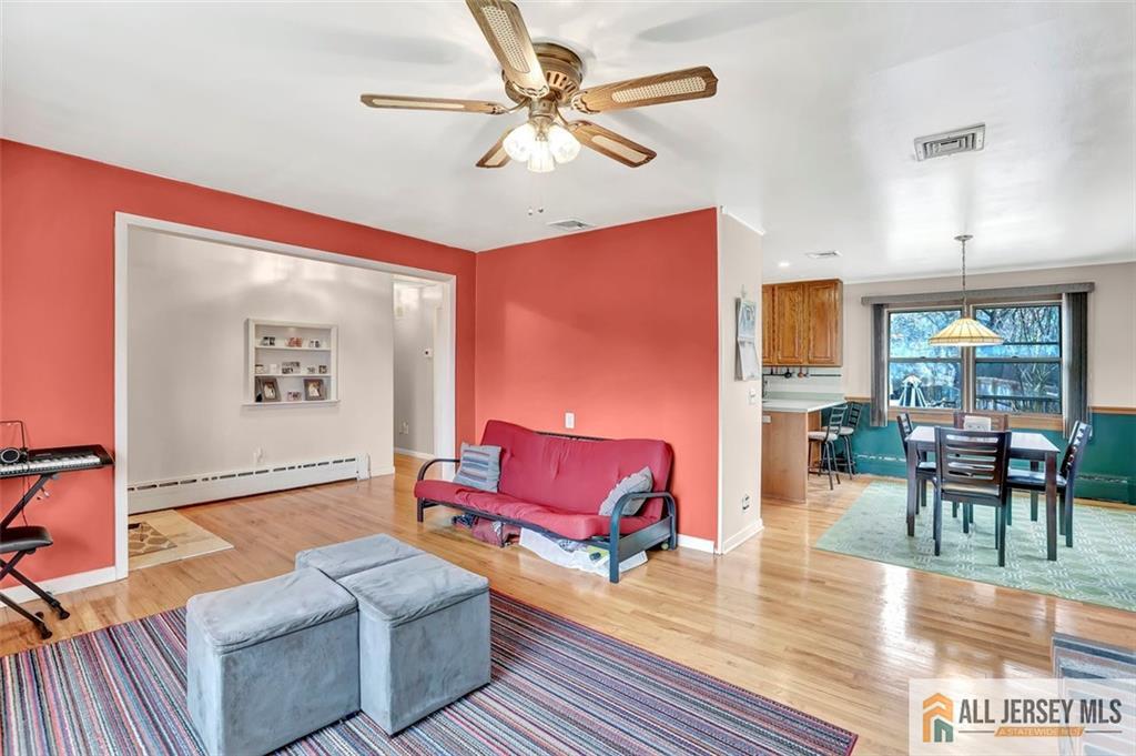 206 Georges Road Dayton, NJ 08810 - Photo 9 of 30 Gallery Image 9