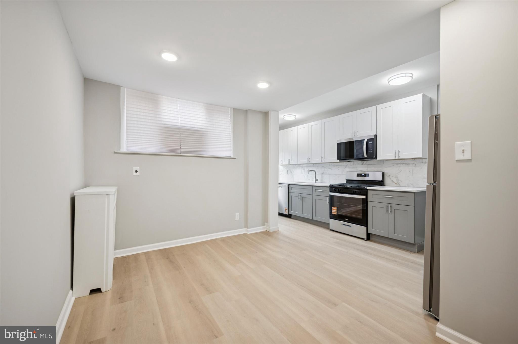 832 Kenmore Road Philadelphia, PA 19151 - Photo 9 of 28