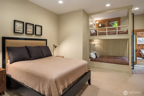 $7,999,500 | 21402 South Herron Road Northwest, Lakebay, WA 98349