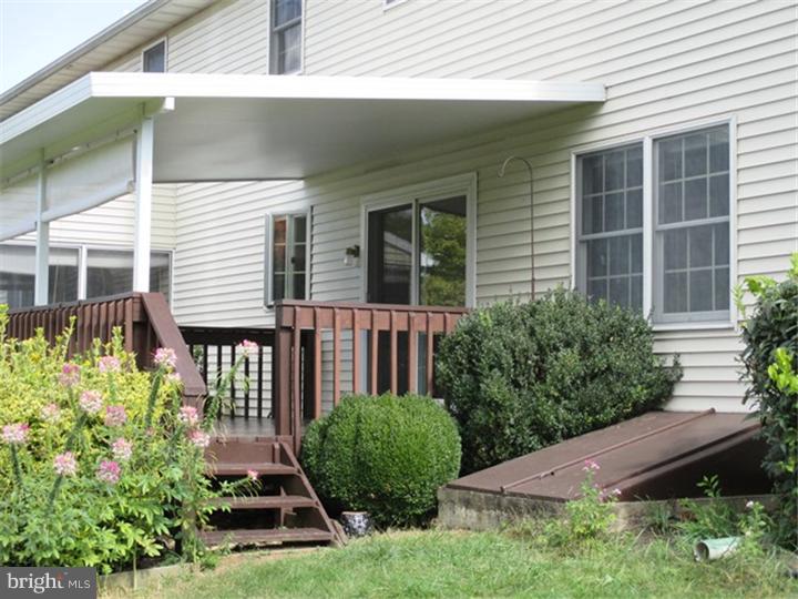 916 North Cacoosing Drive Sinking Spring, PA 19608 - Photo 22 of 24 Exterior
