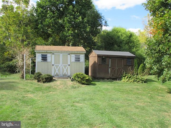 916 North Cacoosing Drive Sinking Spring, PA 19608 - Photo 24 of 24 Storage Shed