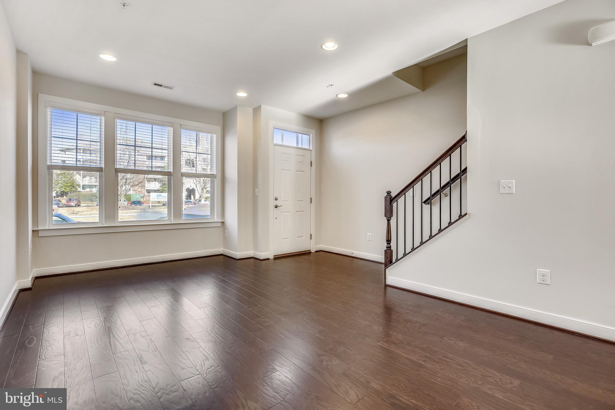 9772 Fields Road Gaithersburg, MD 20878 - Photo 7 of 31 Sunlit main level entry