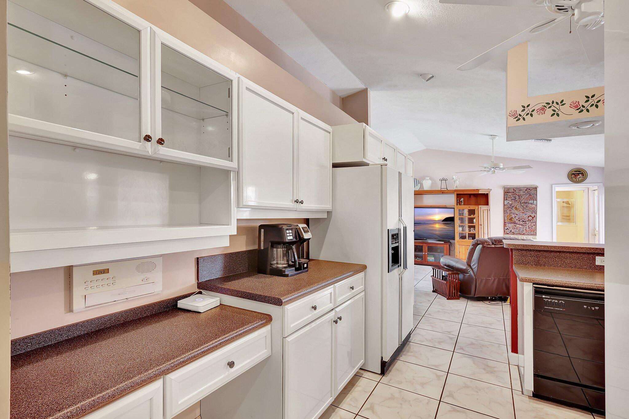 1624 Southwest Gregor Way Stuart, FL 34997 - Photo 30 of 69 Kitchen