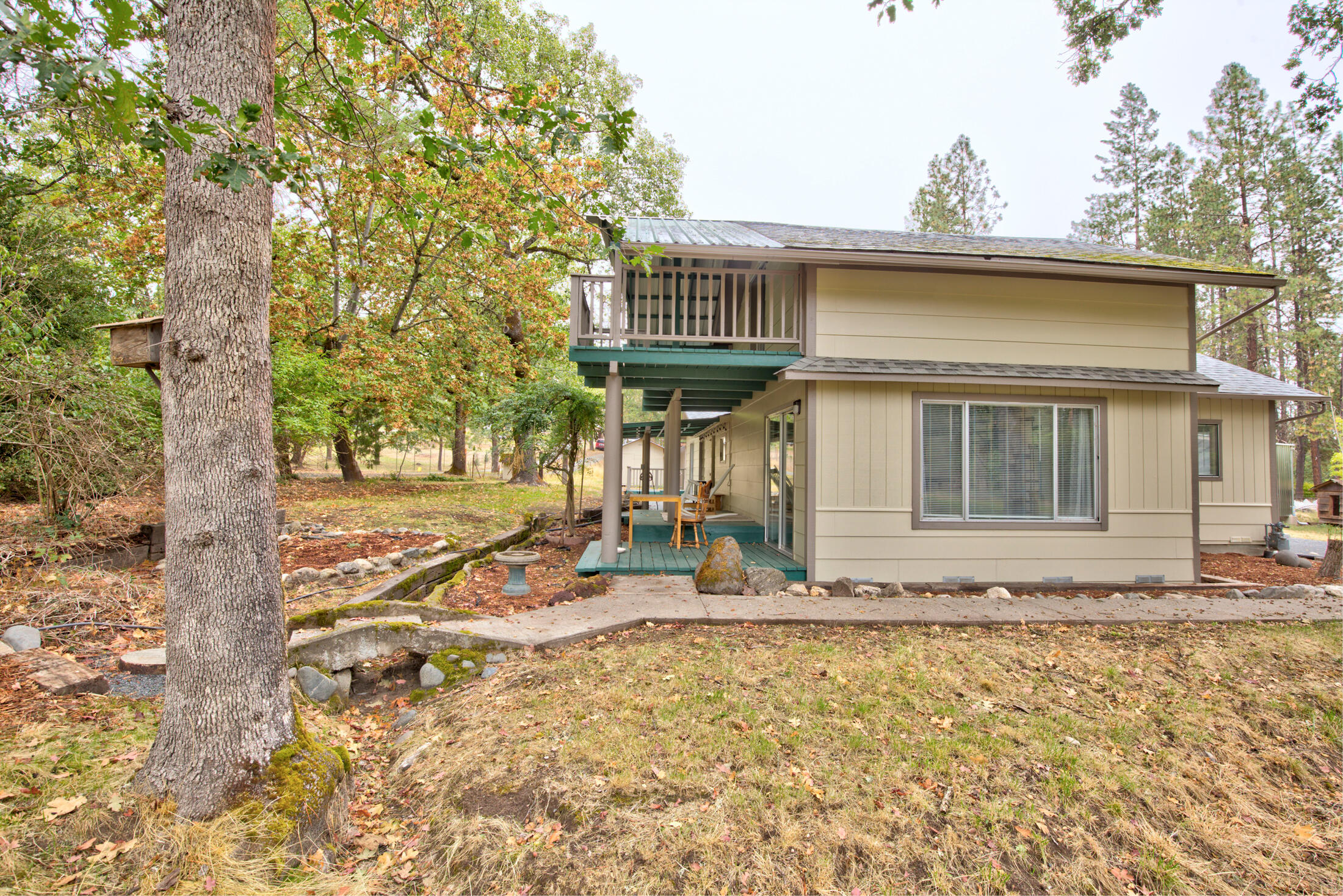 444 Walker Road Grants Pass, OR 97527 - Photo 28 of 59 125A7292_3_4_5_6