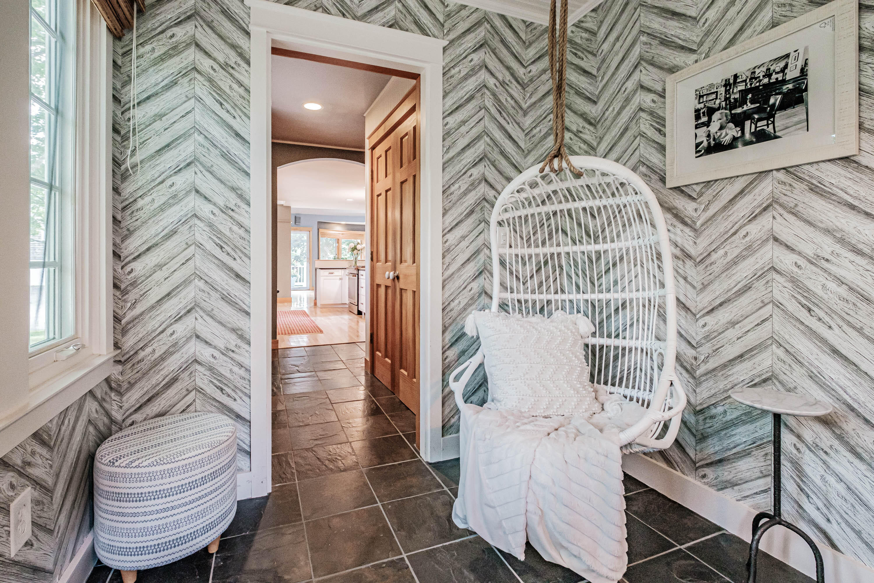 33 Cottage Park Road Portland, ME 04103 - Photo 26 of 92 Breakfast nook/Sunroom