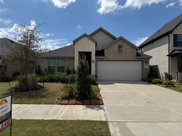 $2,350 | 31719 Splitting Willow Lane, Fulshear, TX 77441