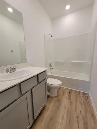 $2,350 | 31719 Splitting Willow Lane, Fulshear, TX 77441