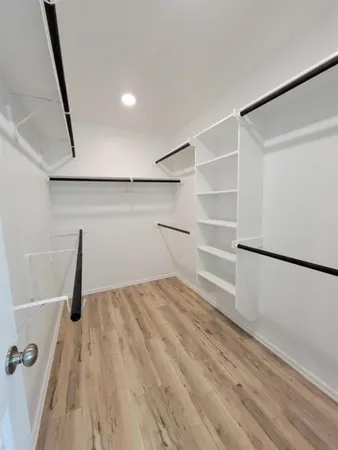 $2,350 | 31719 Splitting Willow Lane, Fulshear, TX 77441