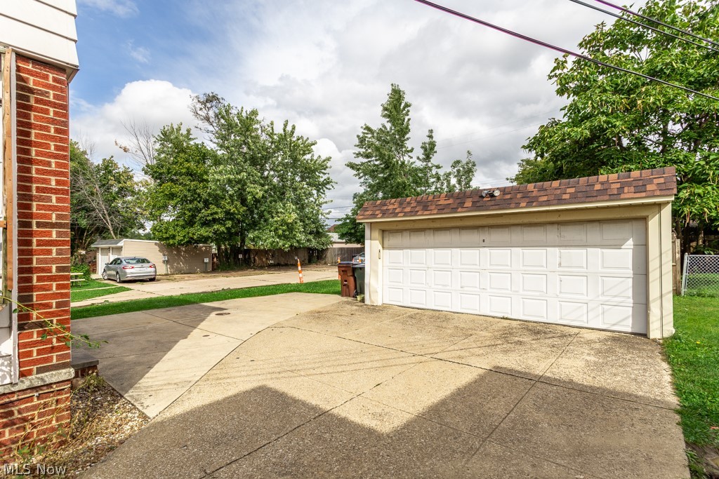 6211-6215 Ridge Road Parma, OH 44129 - Photo 5 of 25