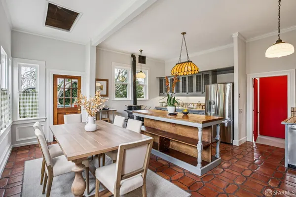 $2,995,000 | 1556 Revere Avenue, San Francisco, CA 94124