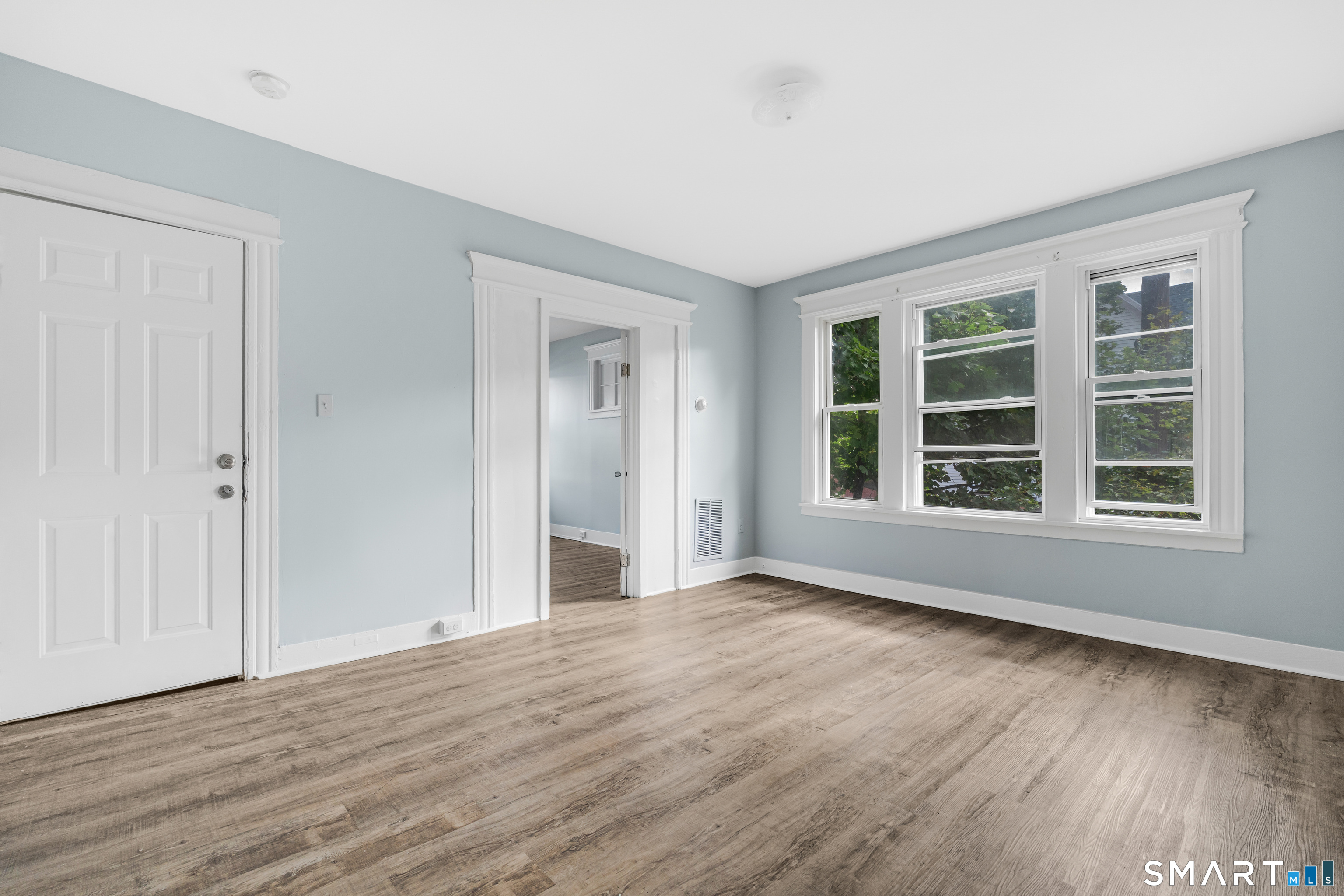 350 Spring Street Bridgeport, CT 06608 - Photo 3 of 20 Gallery Image 3