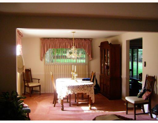 138 Buckhill Road Pittsburgh, PA 15237 - Photo 4 of 7 Dining Room.