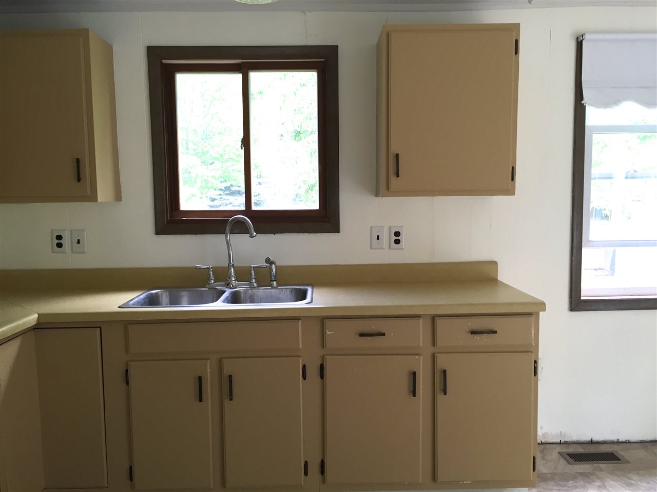 6970 Boone Road Traverse City, MI 49685 - Photo 19 of 32 1818825-18.JPG