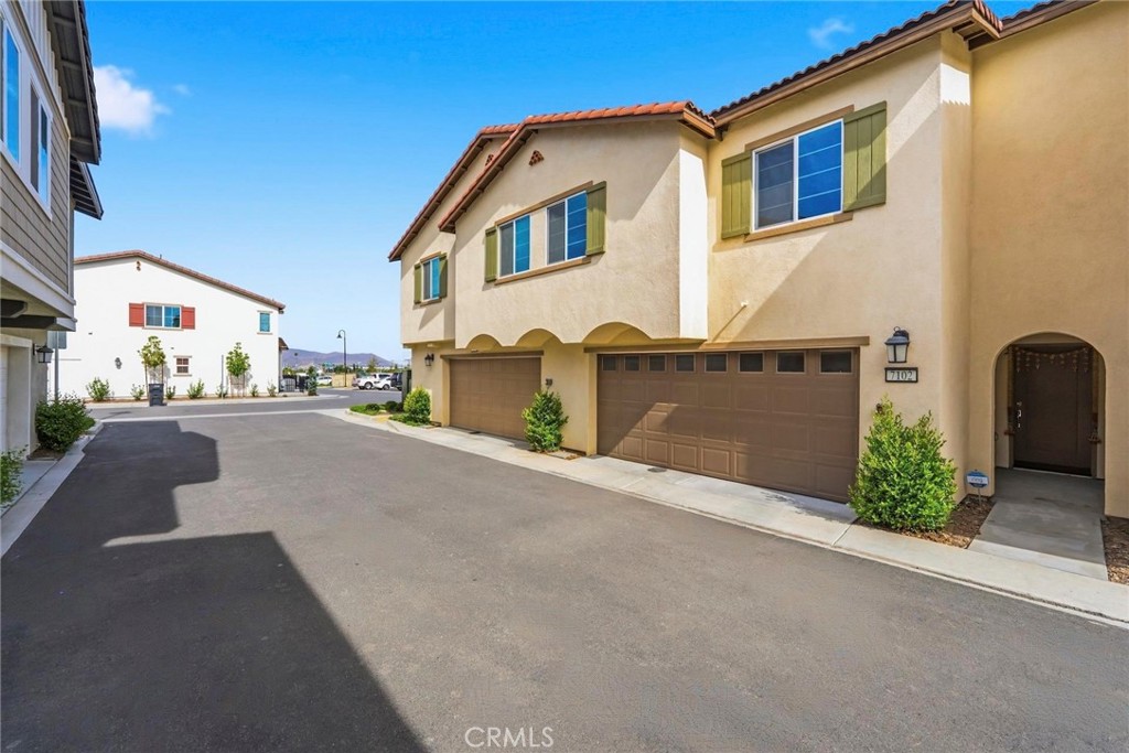 7102 Olive Grv Street Riverside, CA 92507 - Photo 2 of 45