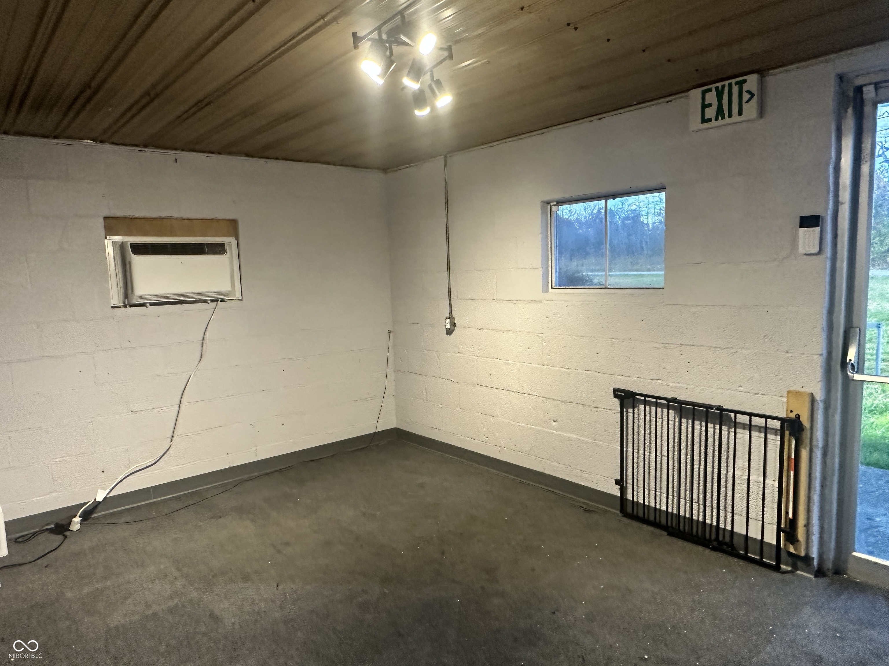 3216 Hardscrabble Road Spencer, IN 47460 - Photo 18 of 29