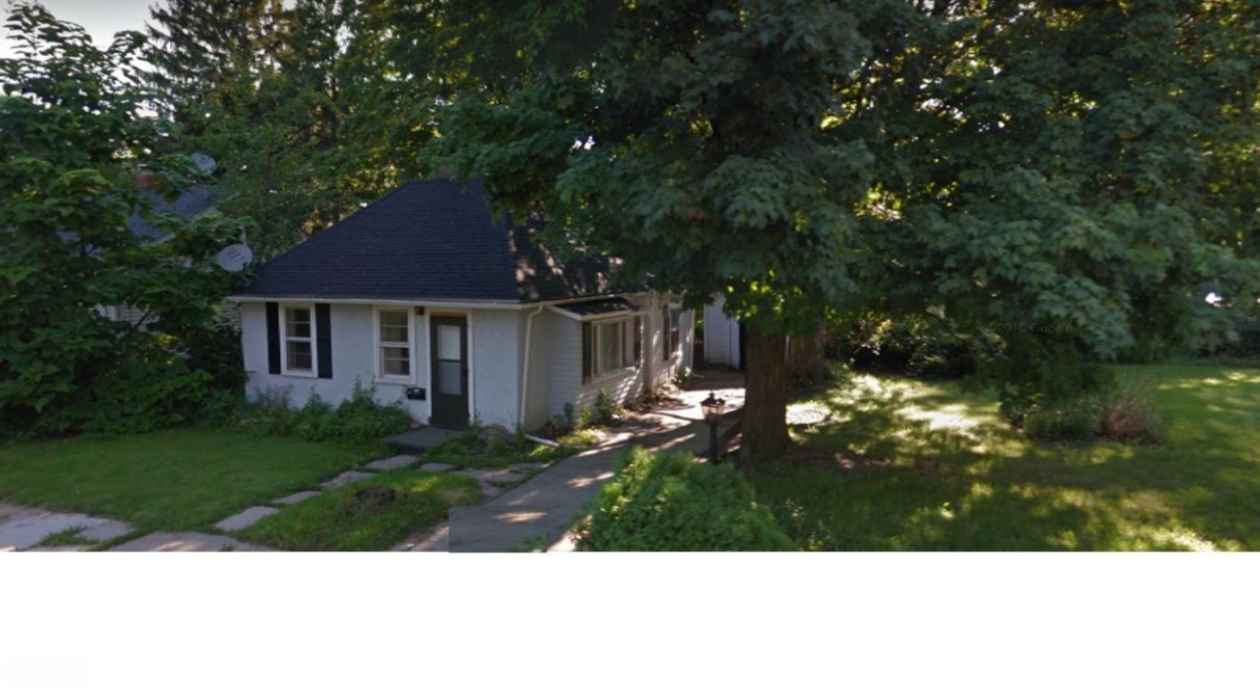 1022 Comfort Street Lansing, MI 48915 - Photo 20 of 58 1018 Greenwood