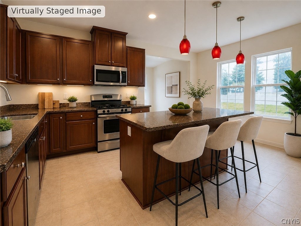101 Rising Crest Circle Minoa, NY 13116 - Photo 2 of 47 Gallery Image 2