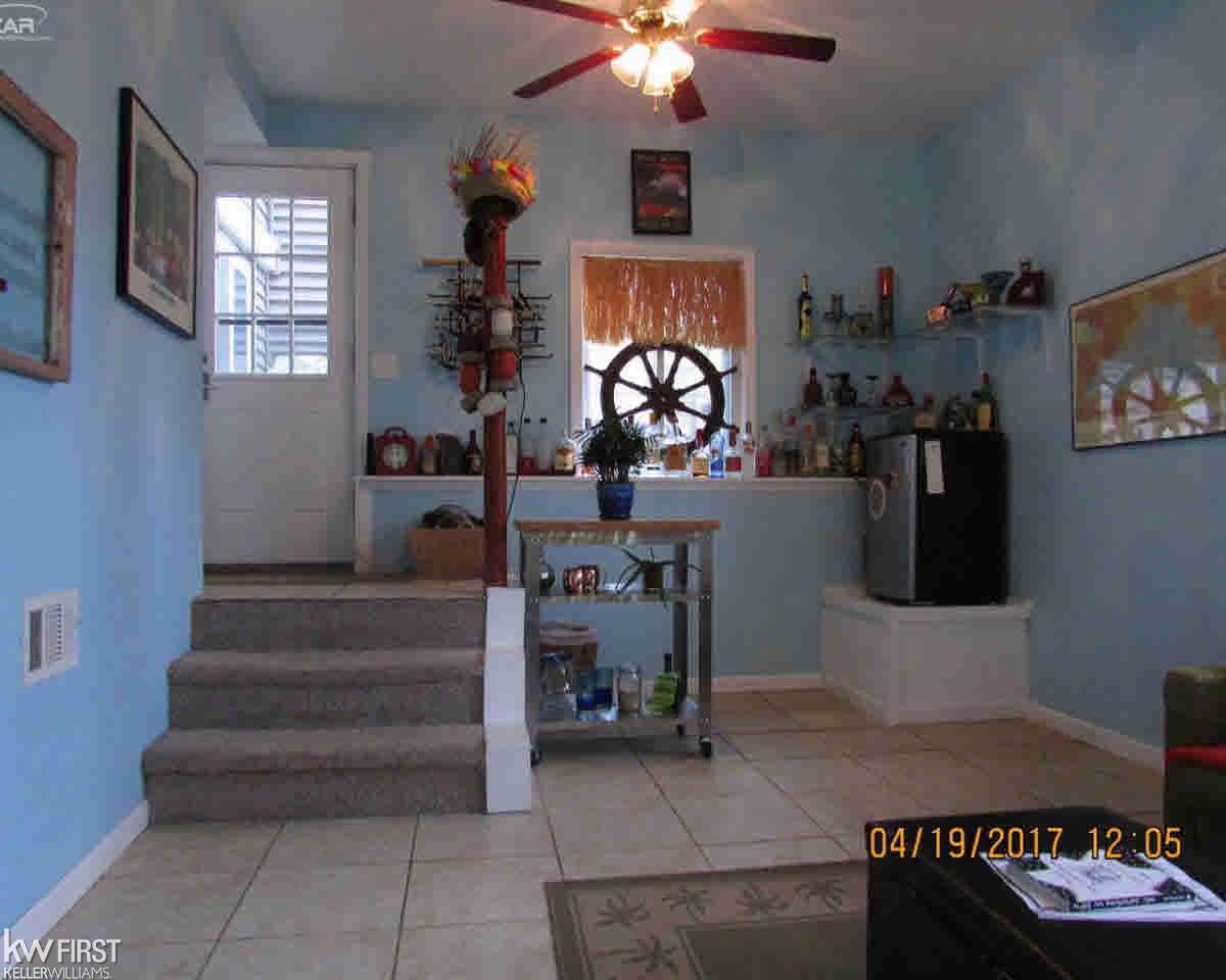 3657 Conrad Road Brighton, MI 48116 - Photo 13 of 24 21286110-12.JPG