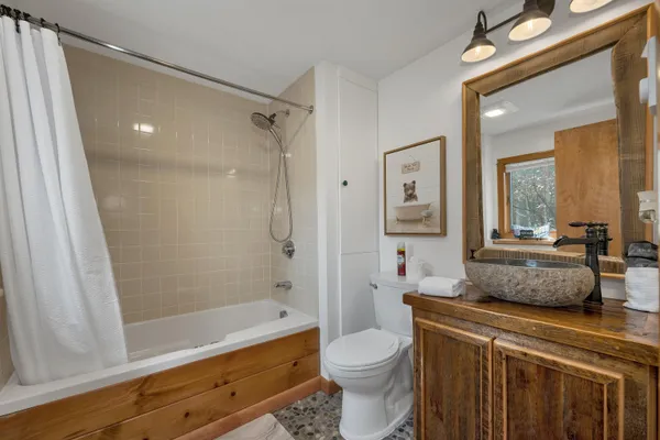 $445,000 | 32 Marsden Drive, Unit 32, Bartlett, NH 03838