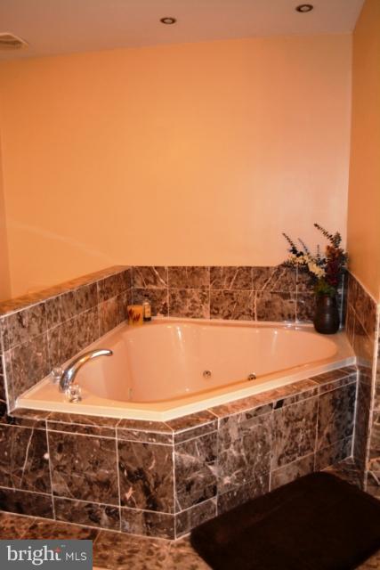11404 Rawhide Road Lusby, MD 20657 - Photo 18 of 29 Bath