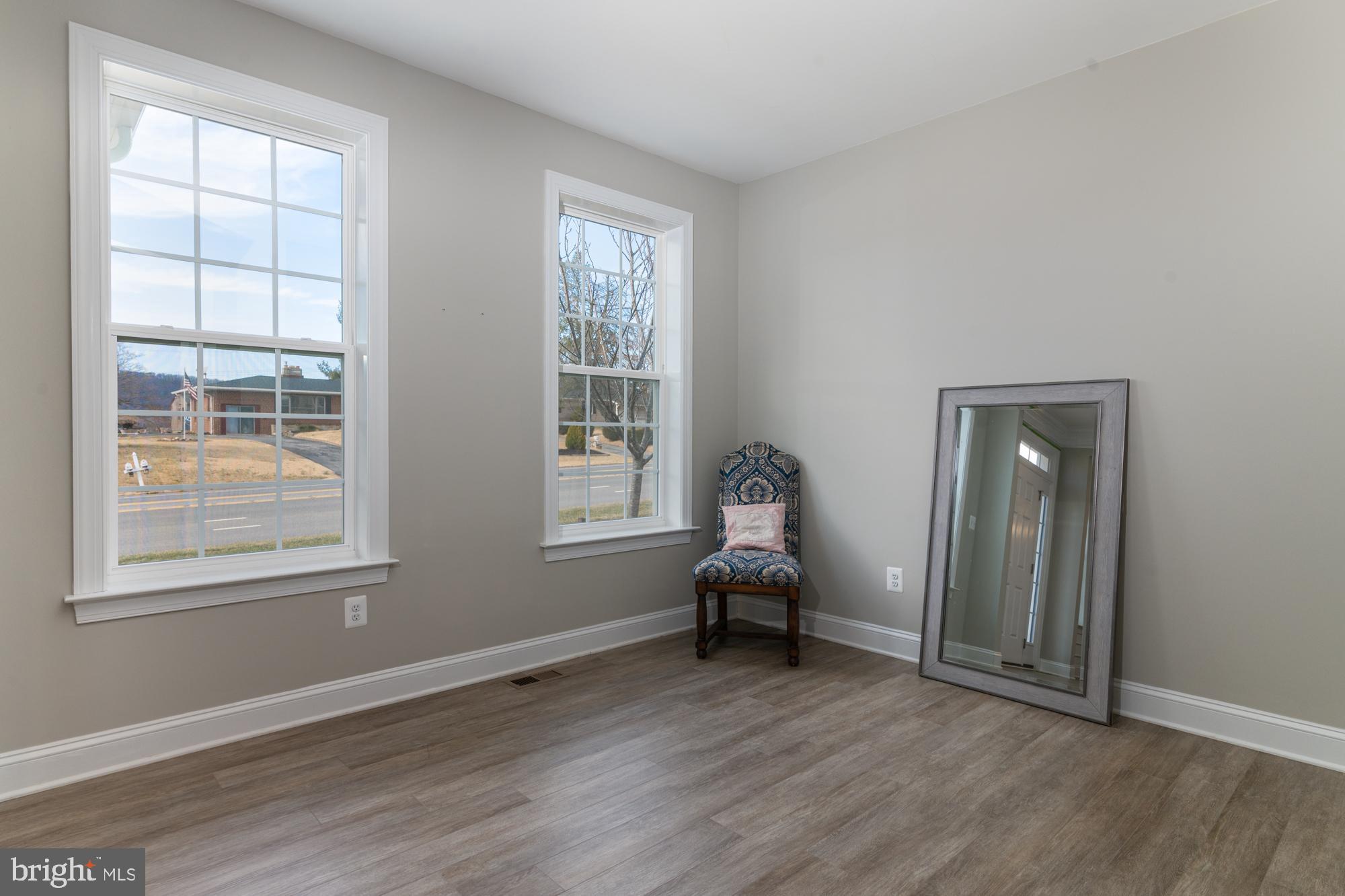 809 Jefferson Pike Brunswick, MD 21716 - Photo 16 of 61