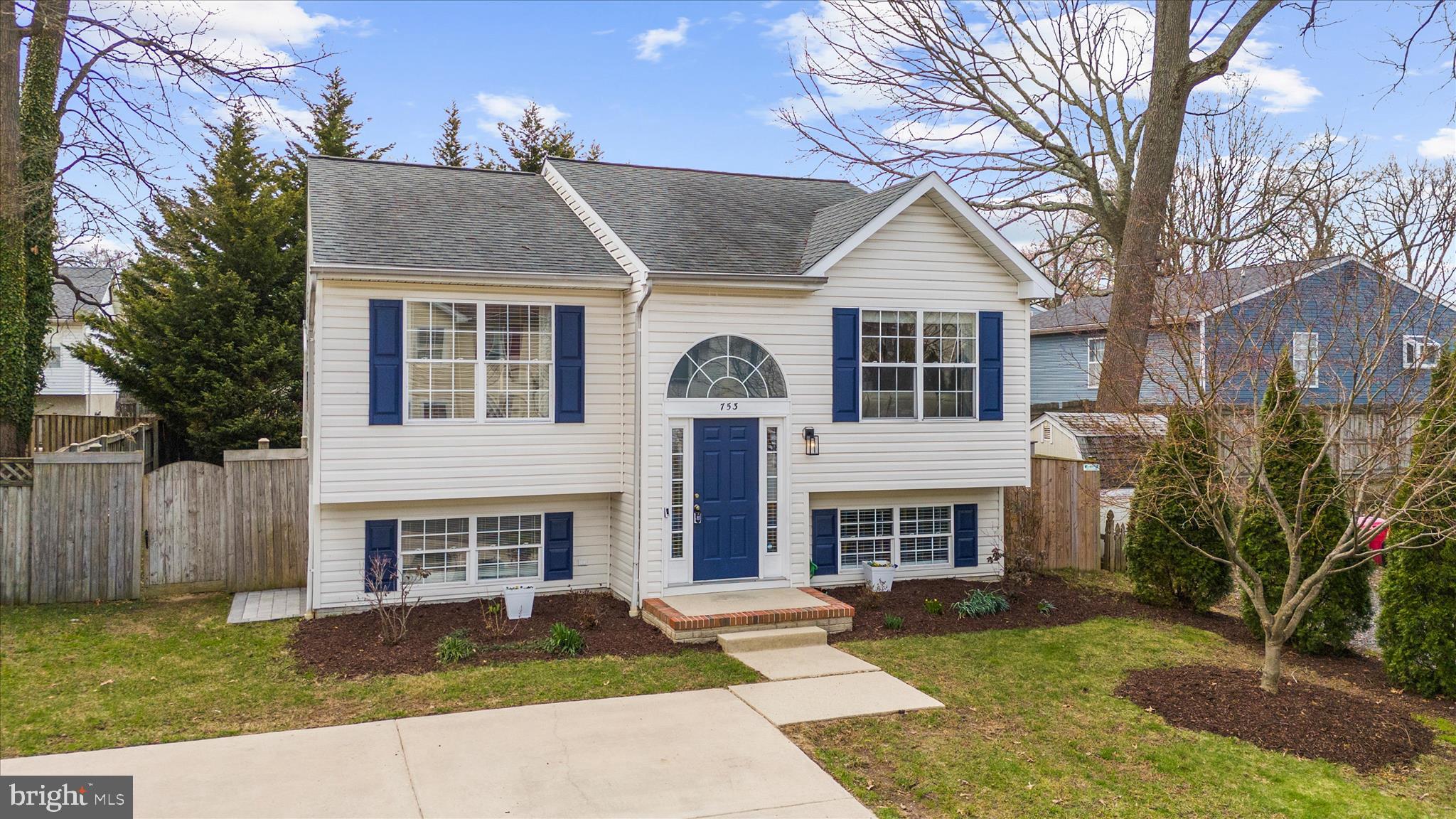 753 210th Street Pasadena, MD 21122 - Photo 3 of 53