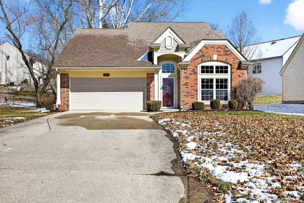 $339,900 | 523 East Hickory Stick Drive, Bloomington, IN 47401