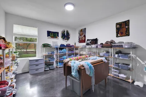 $900,000 | 220 Harbor Run Drive, Coldspring, TX 77331