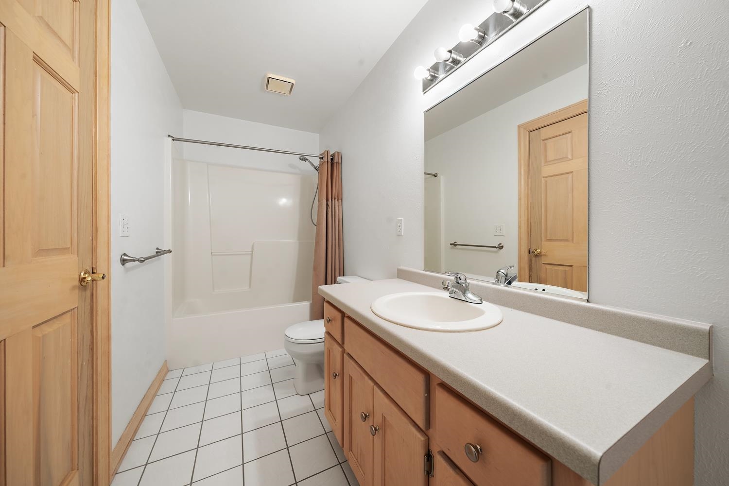 4720 Wedgestone Court Oneida, WI 54155 - Photo 33 of 70
