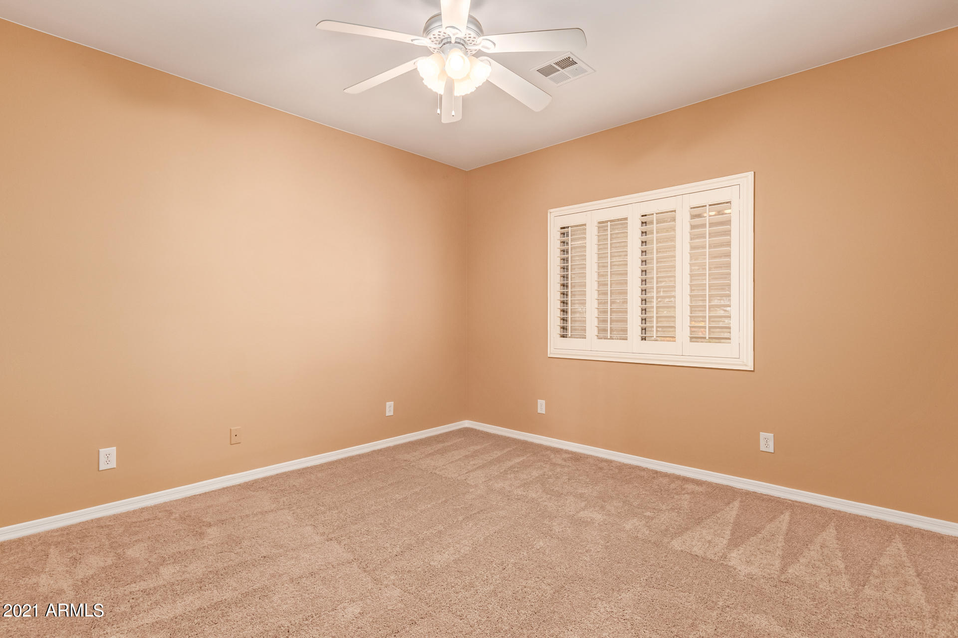 22328 Peak View Road Wittmann, AZ 85361 - Photo 15 of 40 16 - Peak View