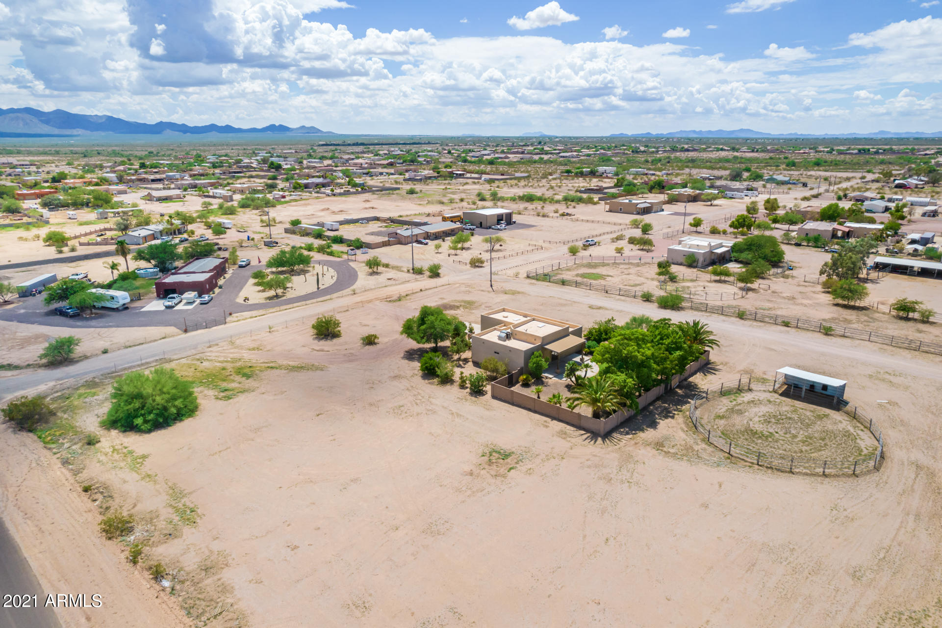 22328 Peak View Road Wittmann, AZ 85361 - Photo 34 of 40 37 - Peak View