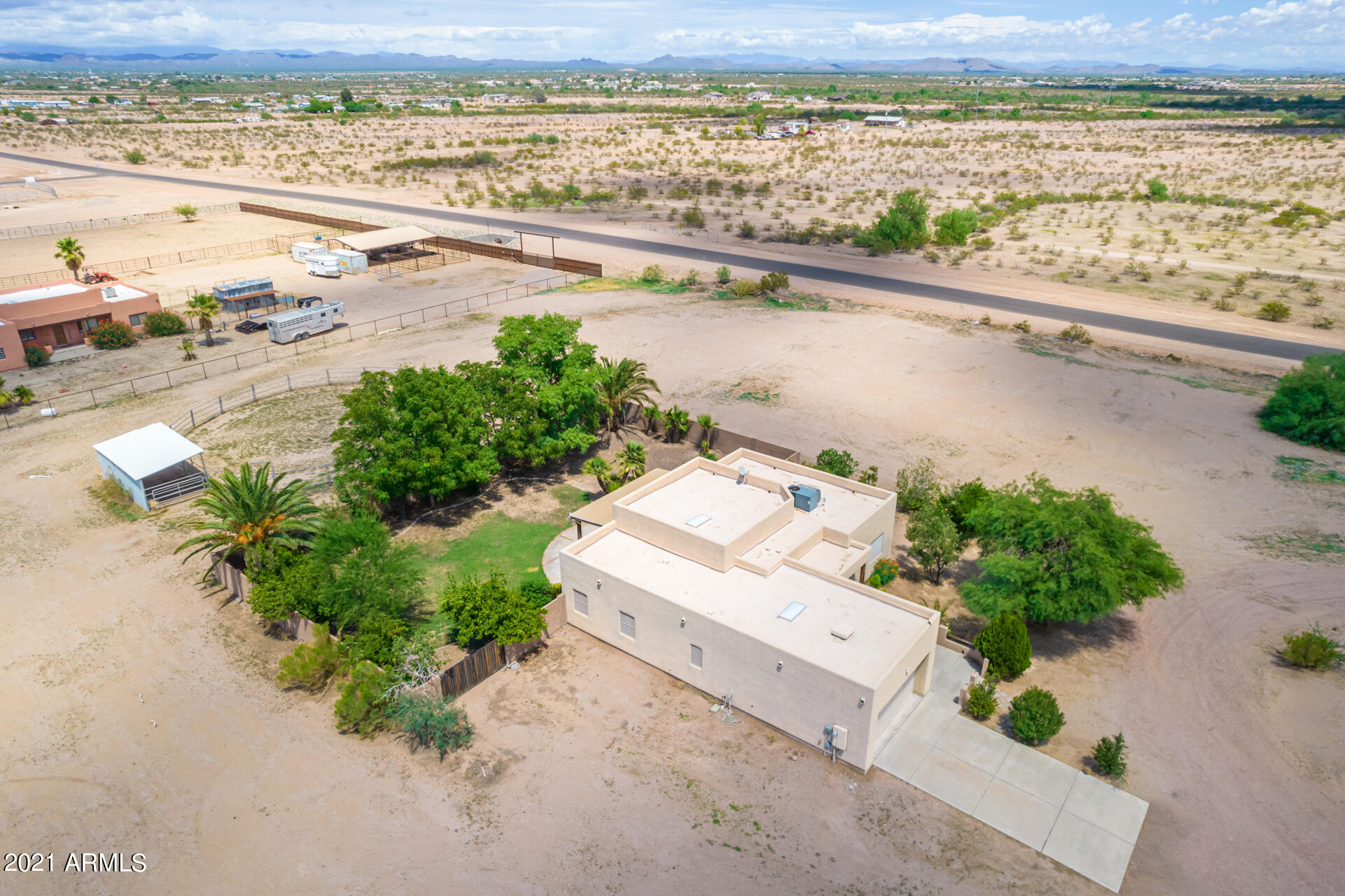 22328 Peak View Road Wittmann, AZ 85361 - Photo 36 of 40 40 - Peak View