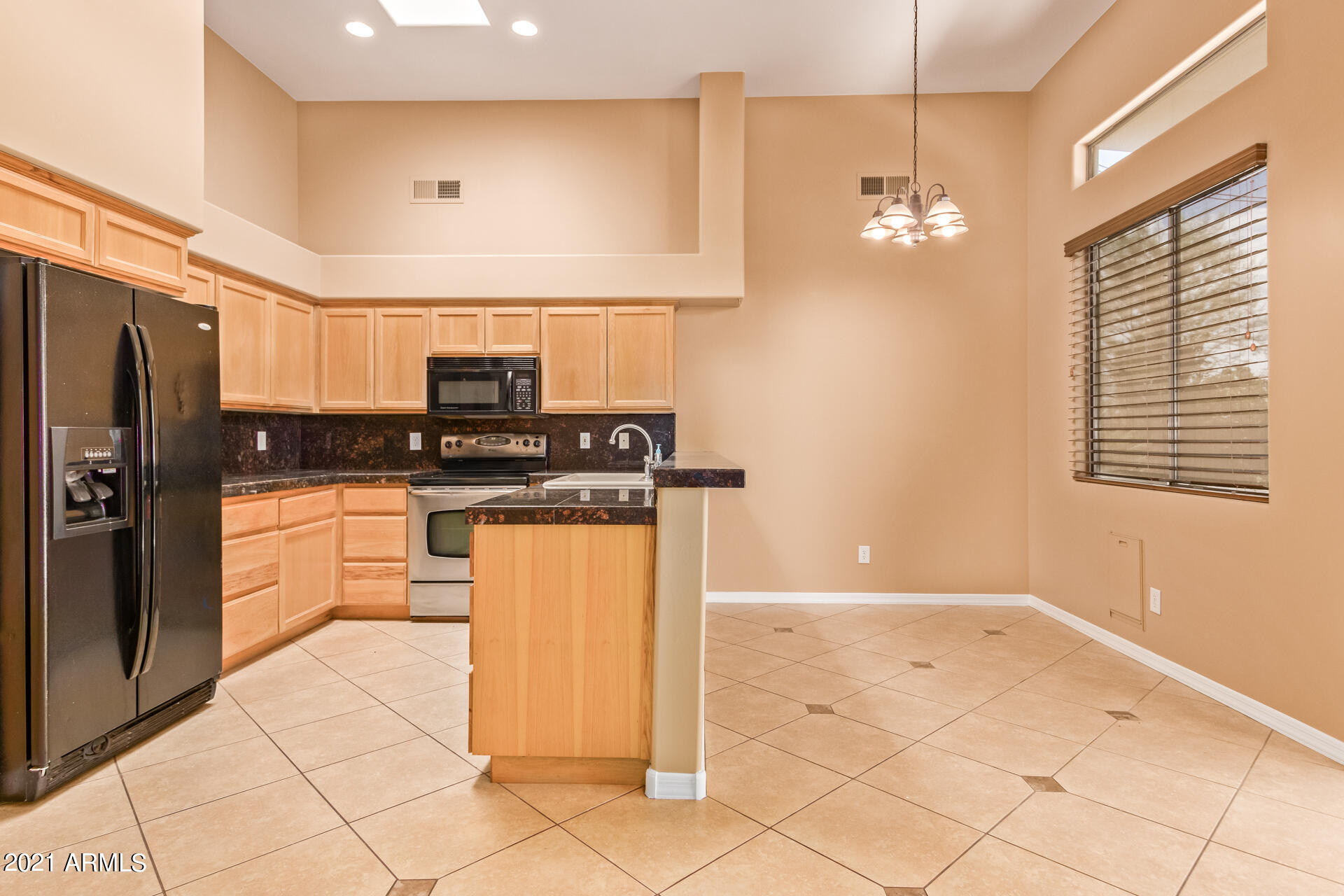 22328 Peak View Road Wittmann, AZ 85361 - Photo 6 of 40 7 - Peak View