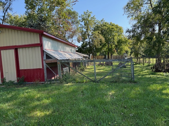 18400 South Parker Road Mokena, IL 60448 - Photo 17 of 31 a view of backyard with green space