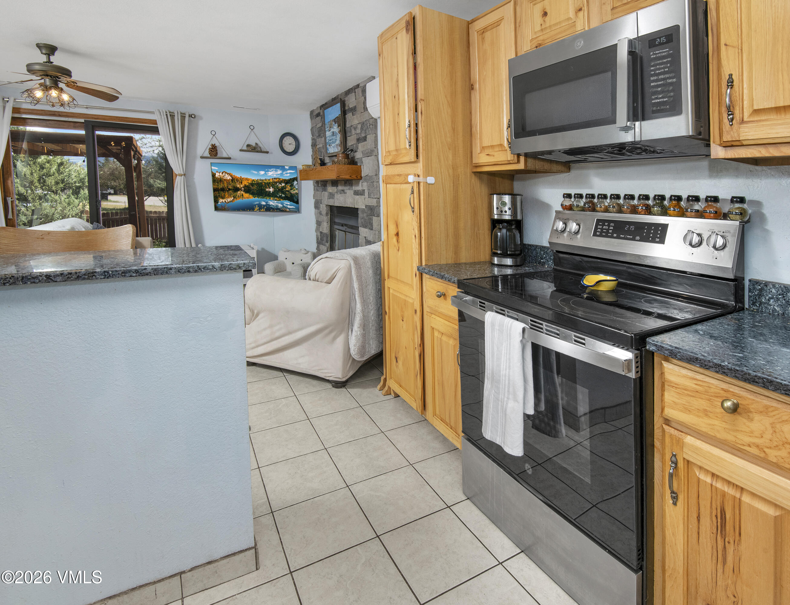 205 King Road Eagle, CO 81631 - Photo 6 of 37 205-Castle-Dr_07