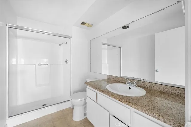 $1,650 | 16226 Vanowen Street, Unit 209, Van Nuys, CA 91406