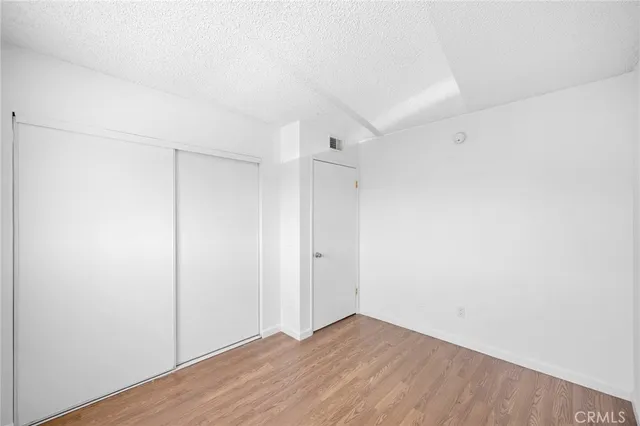 $1,650 | 16226 Vanowen Street, Unit 209, Van Nuys, CA 91406