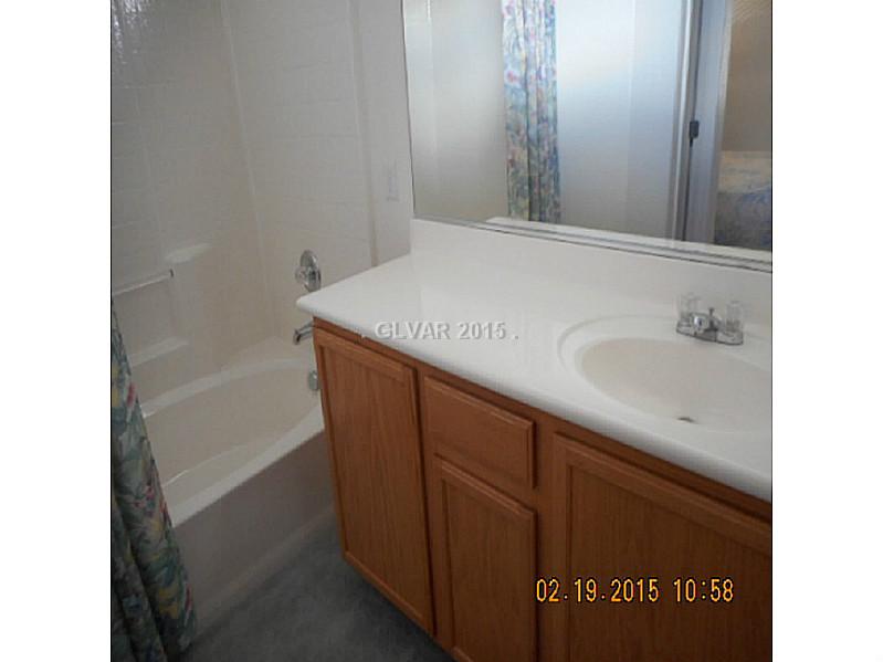 3824 Badgerbrook Street Las Vegas, NV 89129 - Photo 14 of 19 Master Bath/Spa.