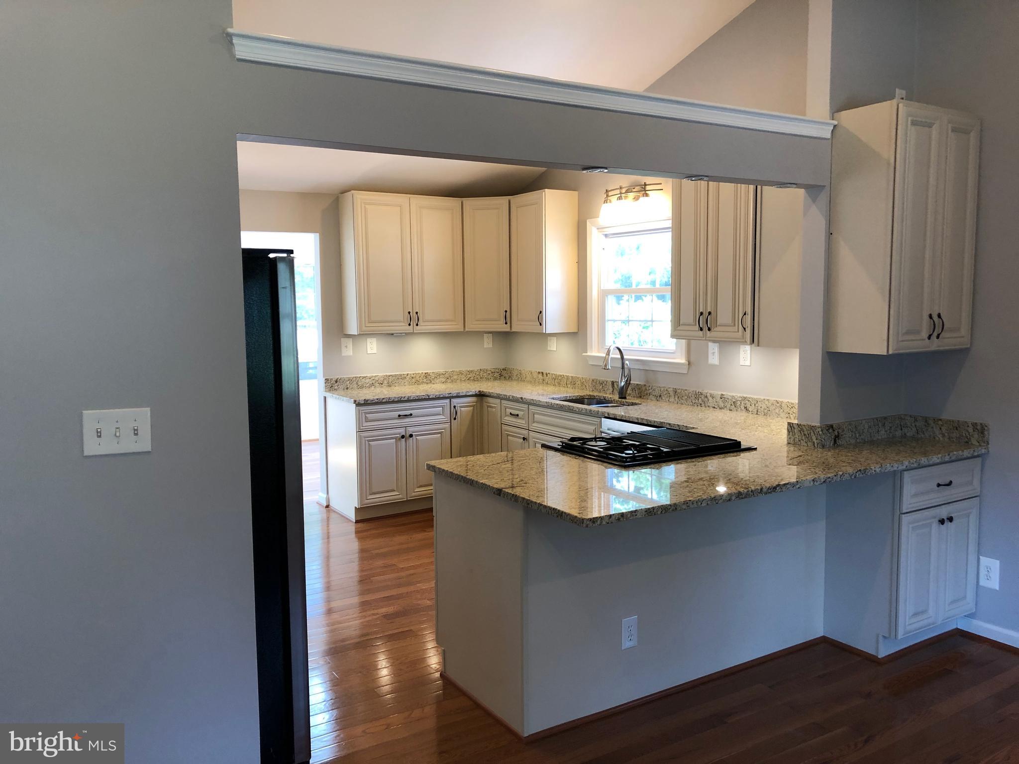 11718 Kingtree Street Silver Spring, MD 20902 - Photo 17 of 32 Gallery Image 17