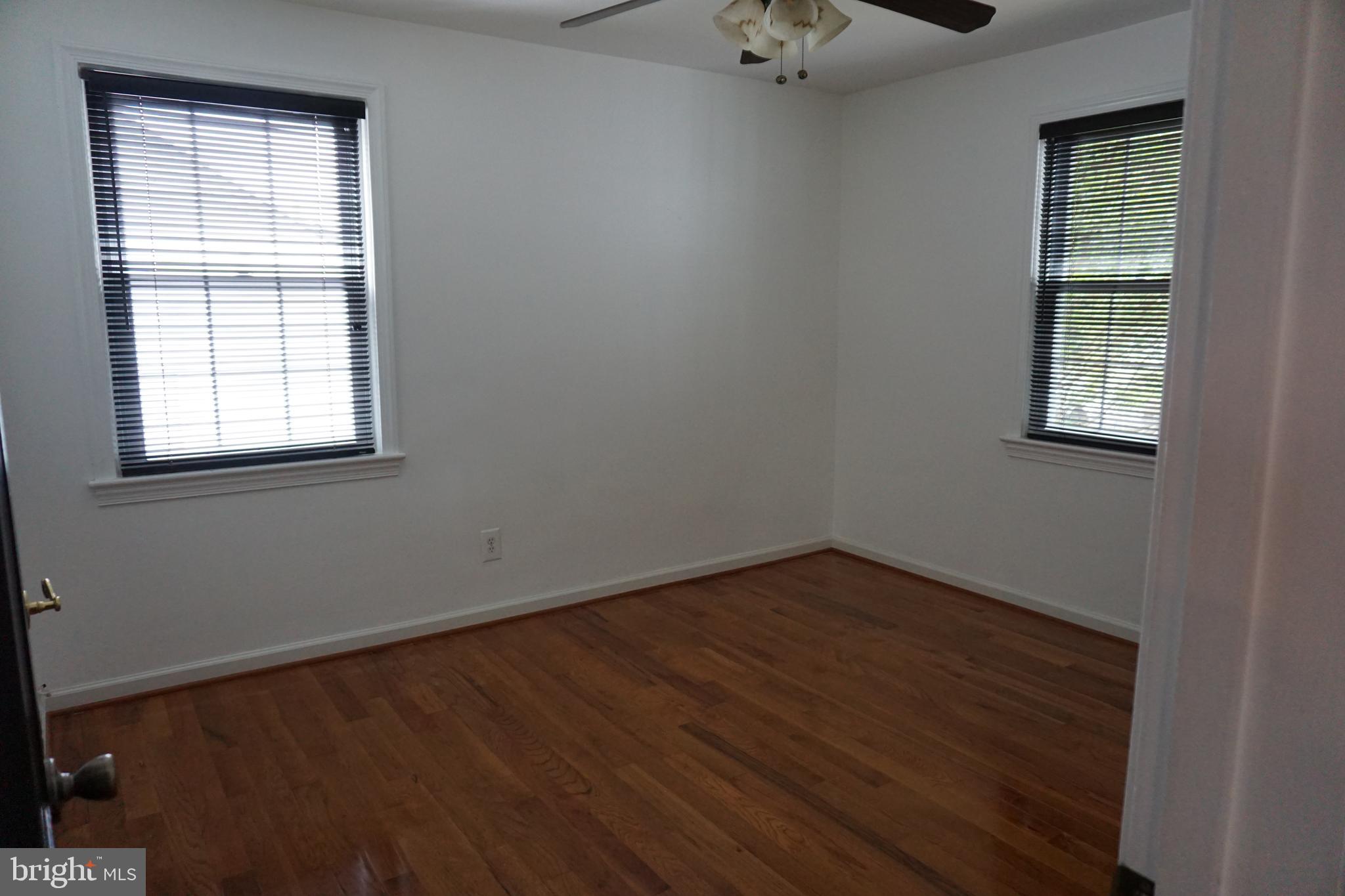 11718 Kingtree Street Silver Spring, MD 20902 - Photo 21 of 32 Gallery Image 21