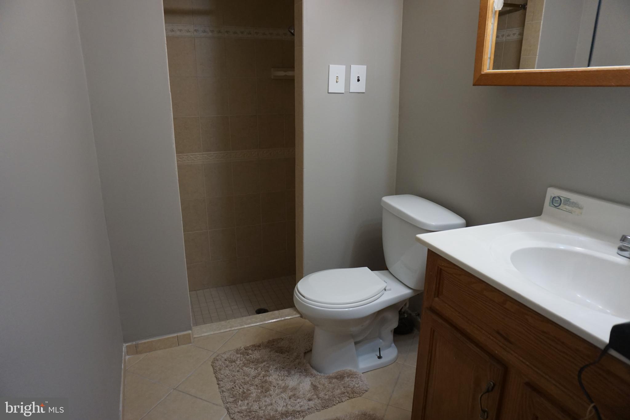 11718 Kingtree Street Silver Spring, MD 20902 - Photo 27 of 32 Gallery Image 27