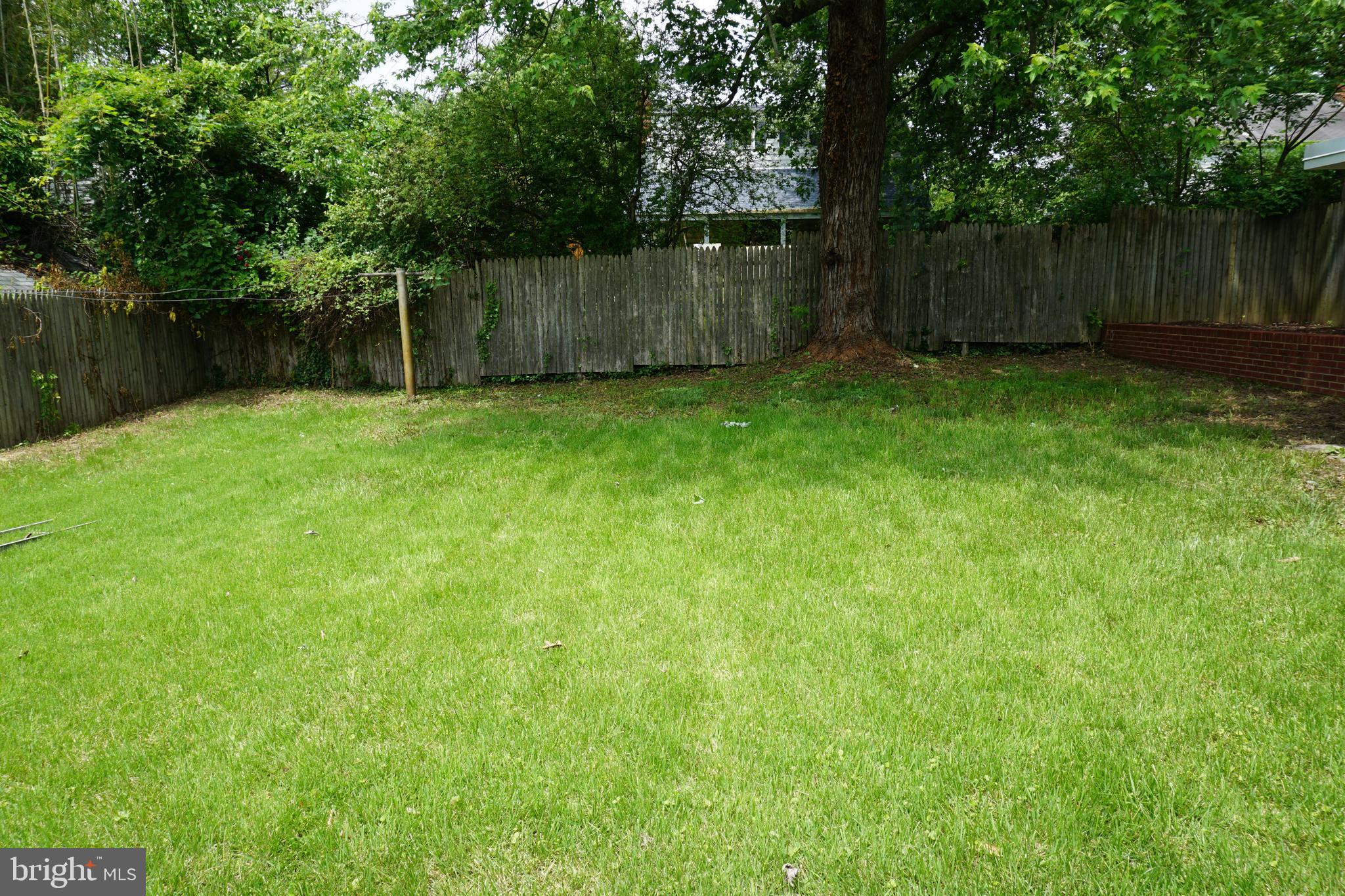 11718 Kingtree Street Silver Spring, MD 20902 - Photo 31 of 32 Gallery Image 31