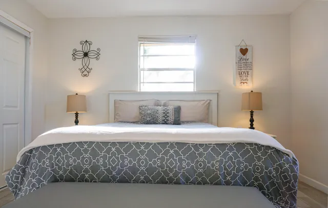 $2,400 | 350 Barbara Drive Northwest, Fort Walton Beach, FL 32548