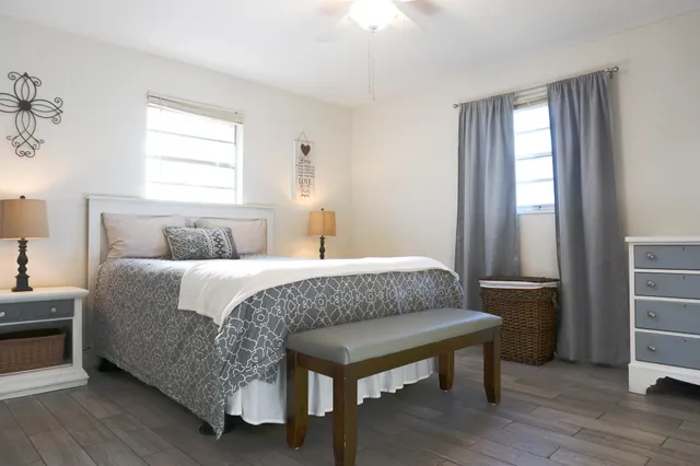 $2,400 | 350 Barbara Drive Northwest, Fort Walton Beach, FL 32548