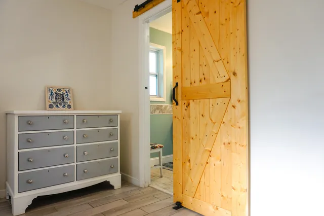 $2,400 | 350 Barbara Drive Northwest, Fort Walton Beach, FL 32548